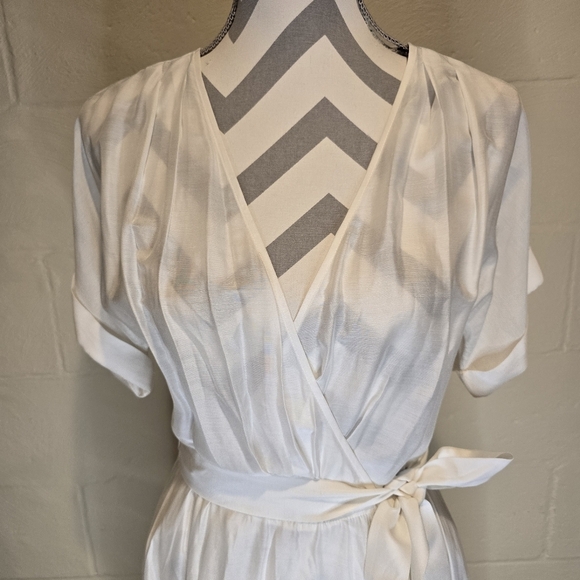 White House Black Market High Low Maxi Sheer Wrap Dress White Size SMALL. READ - Picture 12 of 13